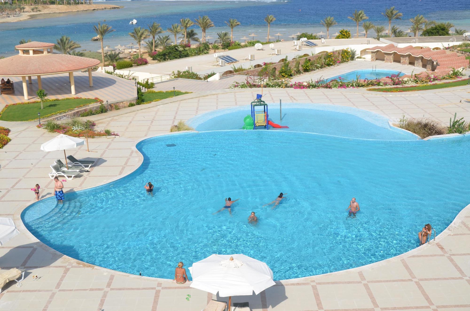 Royal Brayka Beach Resort Abu Dabab Ngoại thất bức ảnh