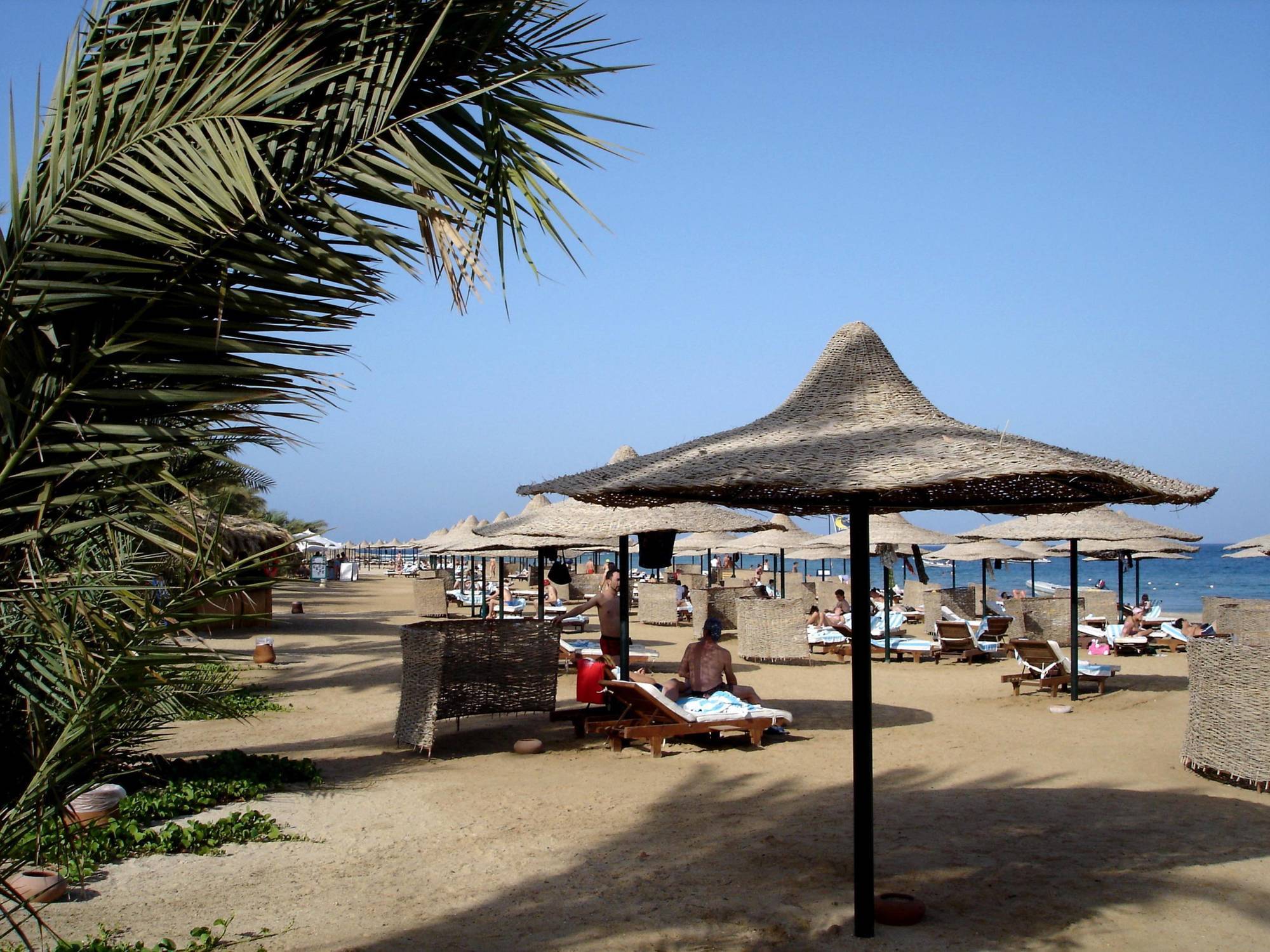 Royal Brayka Beach Resort Abu Dabab Ngoại thất bức ảnh