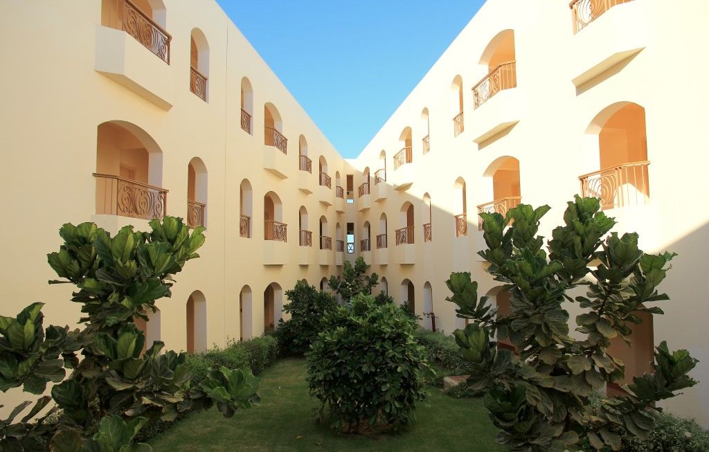 Royal Brayka Beach Resort Abu Dabab Ngoại thất bức ảnh